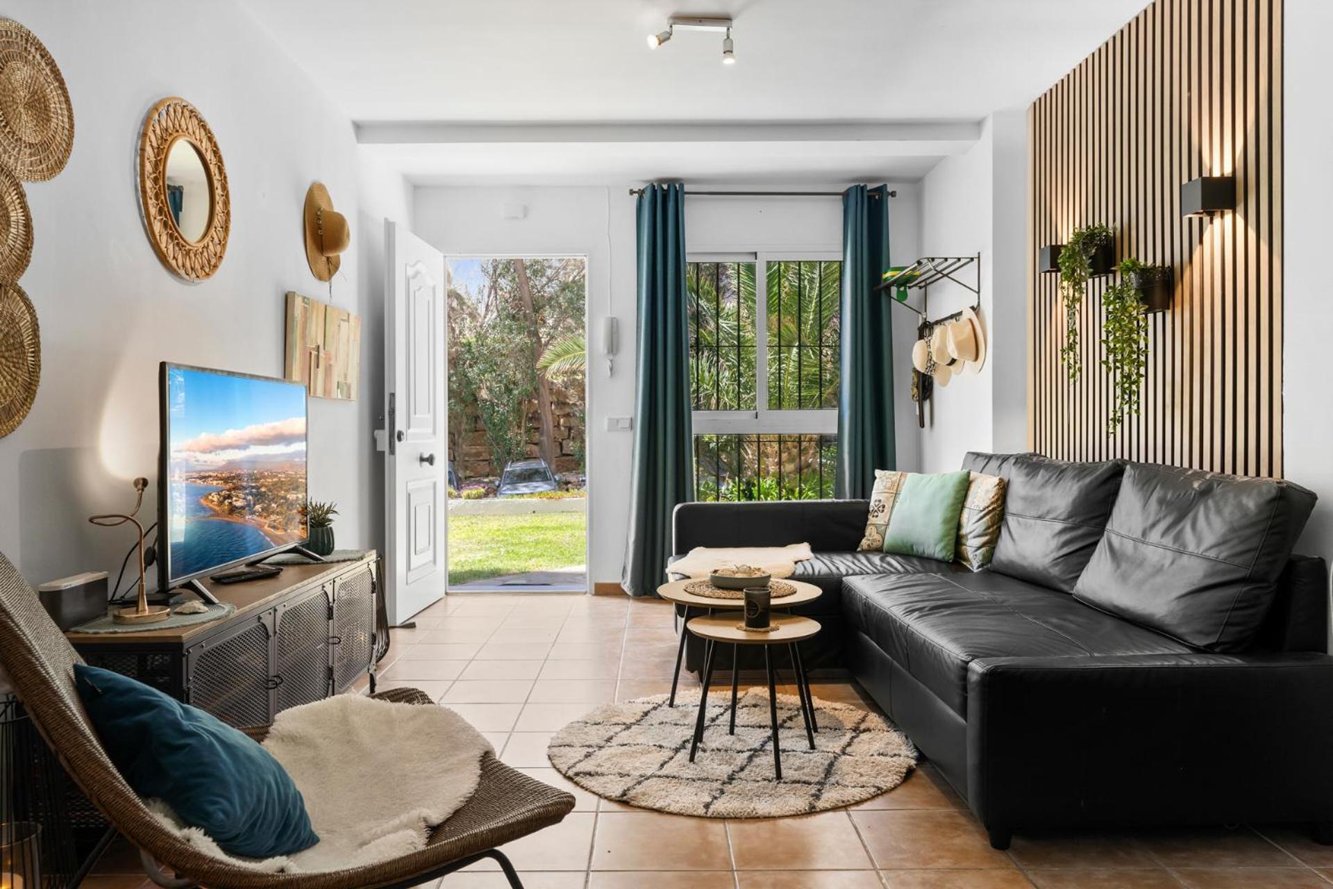 Beachfront Calahonda Apartment By Costarentals - Ref 89 Sitio de Calahonda 외부 사진