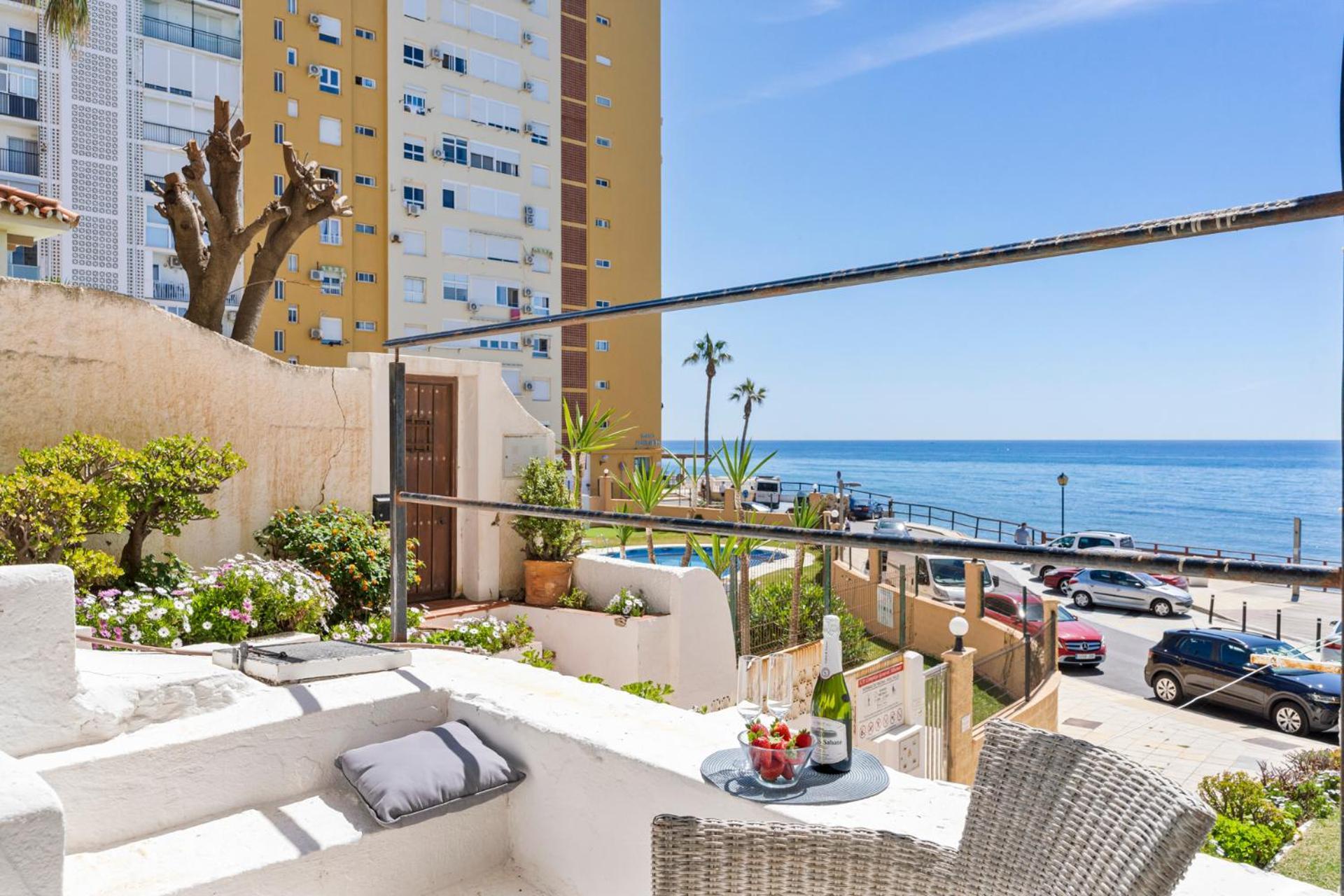 Beachfront Calahonda Apartment By Costarentals - Ref 89 Sitio de Calahonda 외부 사진